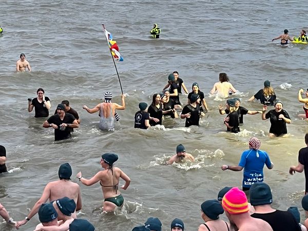 Neujahrsanbaden in Büsum am 1. Januar