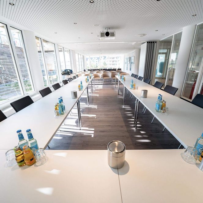 Raum Trischen als Seminar- oder Vortragsraum im 1. Obergeschoss des Büsumer Watt'n Hus.