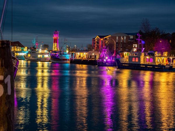 Lichterwochen(enden) am Hafen in Büsum