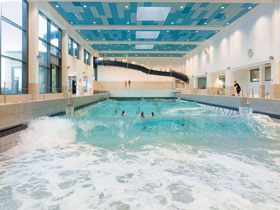 Buesum-Meerzeit-Wellenbad.jpg Das Wellenbad in der Meerzeit mit echtem Nordseewasser.